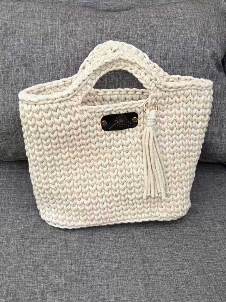 häckeltasche aus makramee
